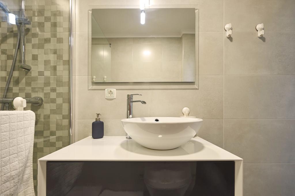 Cozy Beach House Sao Pedro Estoril São Pedro do Estoril Екстериор снимка